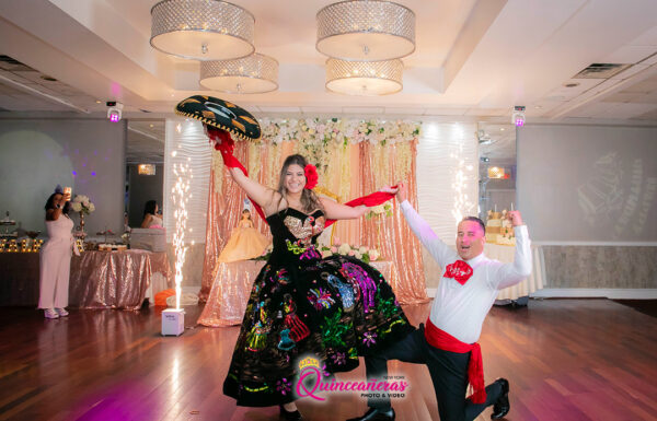 The party of Valerie Coming of Age: The Quinceañera Celebration @Quinceanerasapp Gallery 4