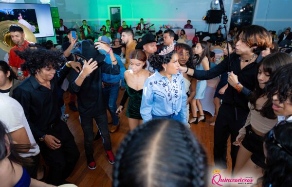The party of Yadira Sweet16 Quinceanera photo and video Bronx, NYC Gallery 6